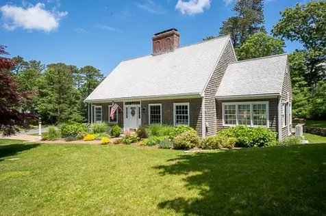 11 Hidden Cove Road Oak Bluffs MA 02557