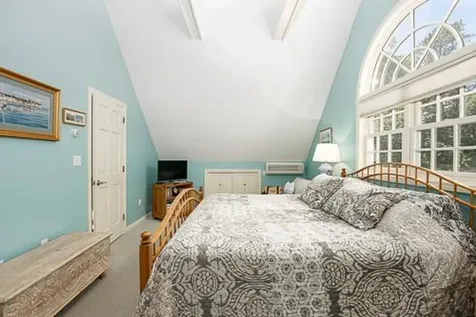 11 Hidden Cove Road Oak Bluffs MA 02557