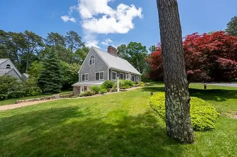 11 Hidden Cove Road Oak Bluffs MA 02557