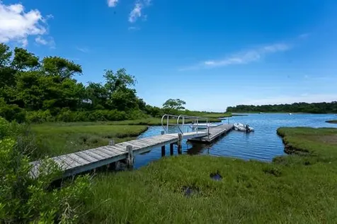11 Hidden Cove Road Oak Bluffs MA 02557