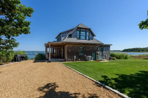 25 The Boulevard Edgartown MA 02539