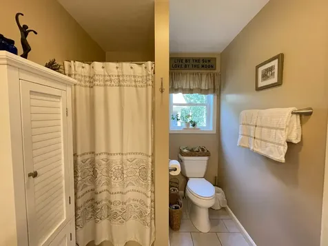 32 Meshaket Way Oak Bluffs MA 02557