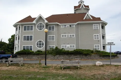 2 Pennacook Avenue Oak Bluffs MA 02557