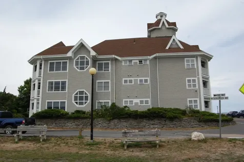 2 Pennacook Avenue Oak Bluffs MA 02557