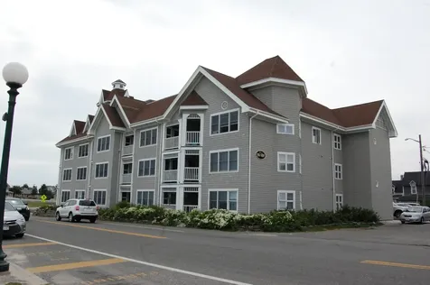 2 Pennacook Avenue Oak Bluffs MA 02557