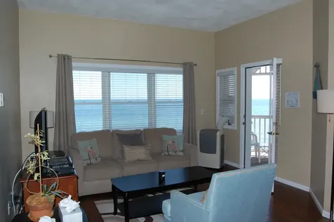 2 Pennacook Avenue Oak Bluffs MA 02557