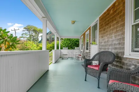 125 Skiff Avenue Vineyard Haven MA 02568