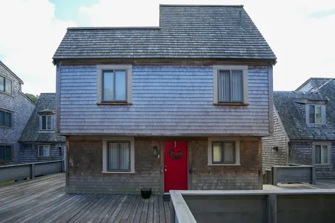 4 Quail Run Oak Bluffs MA 02557