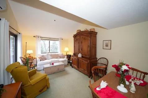 4 Quail Run Oak Bluffs MA 02557