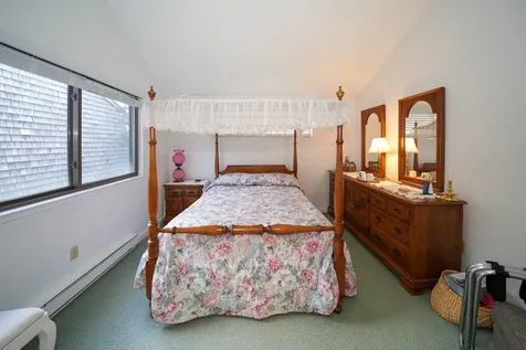 4 Quail Run Oak Bluffs MA 02557