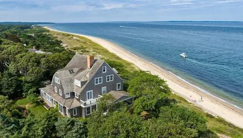 1115 Main Street Vineyard Haven MA 02568
