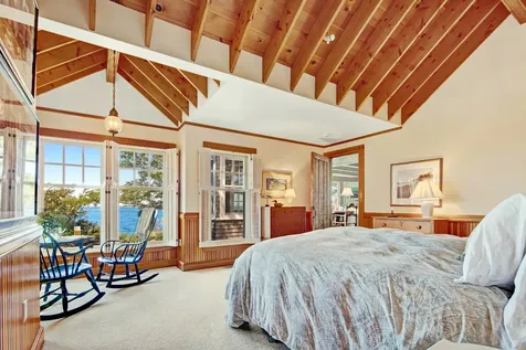 1115 Main Street Vineyard Haven MA 02568