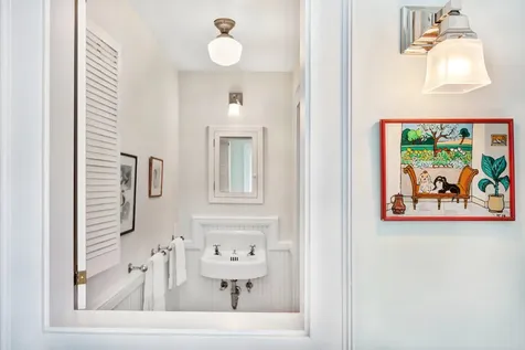 1115 Main Street Vineyard Haven MA 02568