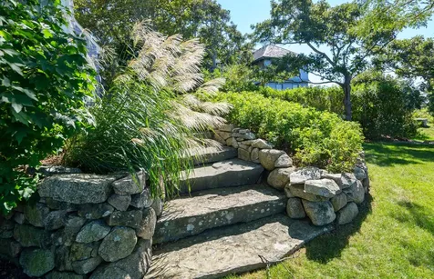 1115 Main Street Vineyard Haven MA 02568