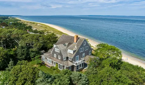 1115 Main Street Vineyard Haven MA 02568