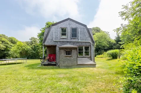 48 Plantingfield Way Edgartown MA 02539