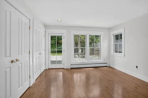 37 Old Hedge Row Vineyard Haven MA 02568
