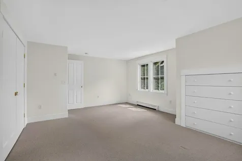 37 Old Hedge Row Vineyard Haven MA 02568