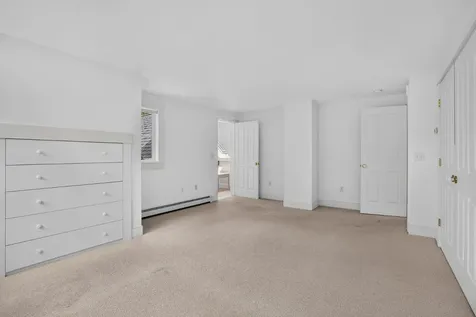 37 Old Hedge Row Vineyard Haven MA 02568