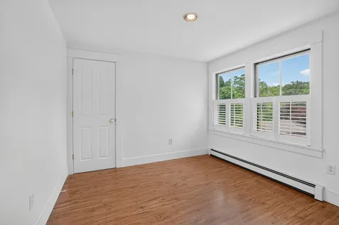 37 Old Hedge Row Vineyard Haven MA 02568