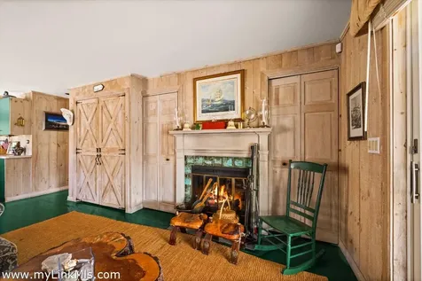9 Weston Avenue Oak Bluffs MA 02557