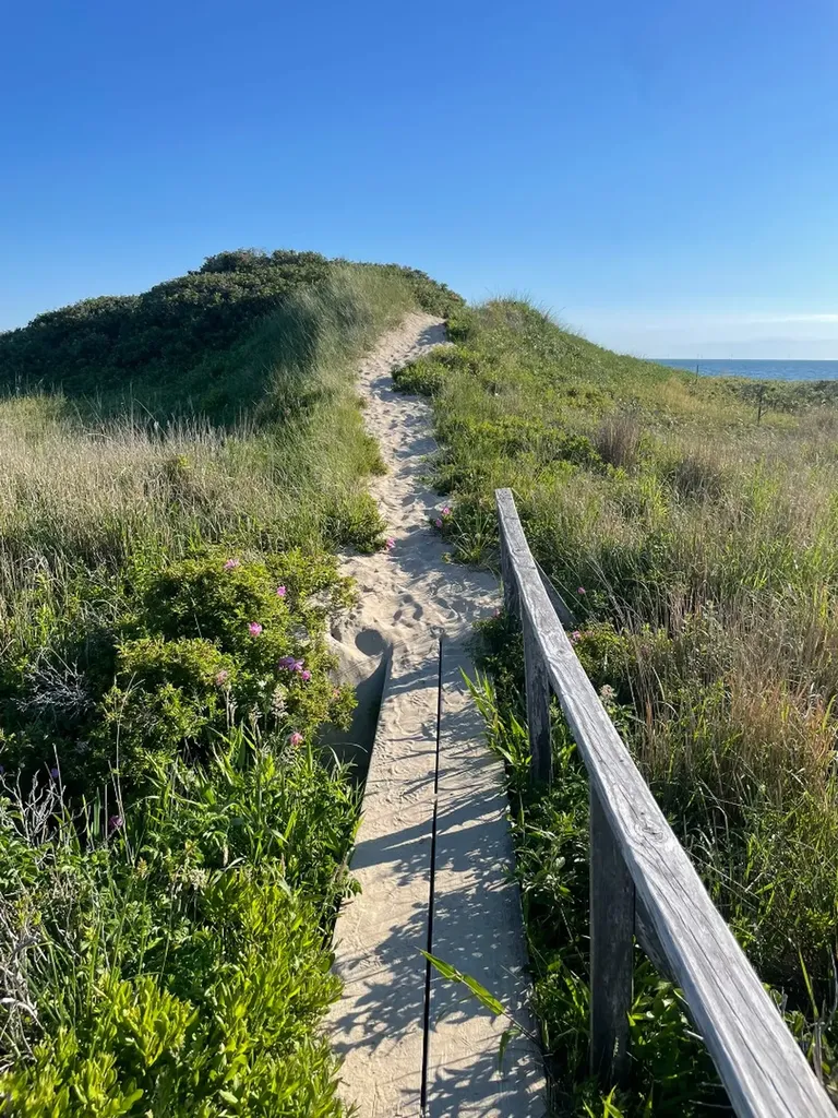 00 Moshup Trail Aquinnah MA 02535