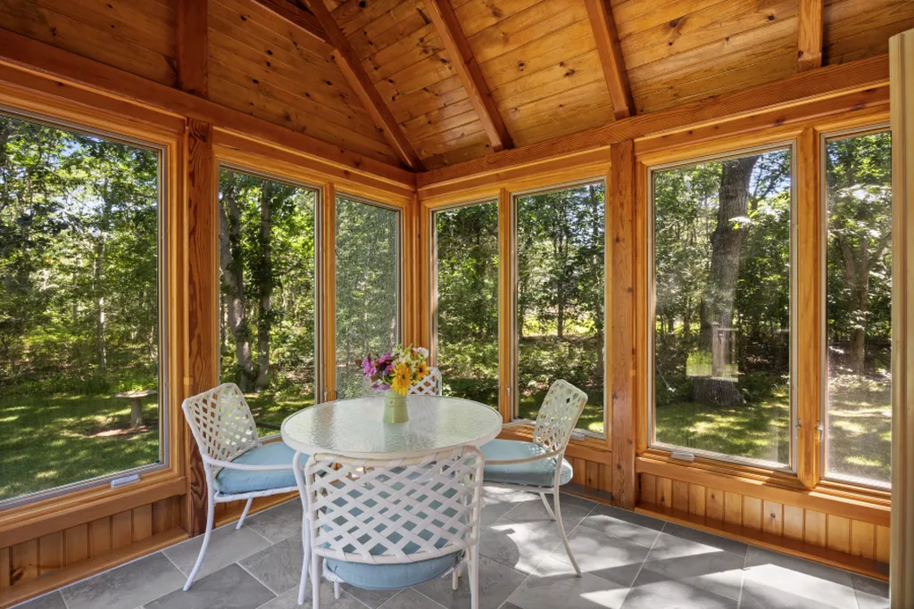 52 Oak Knoll Road West Tisbury MA 02575