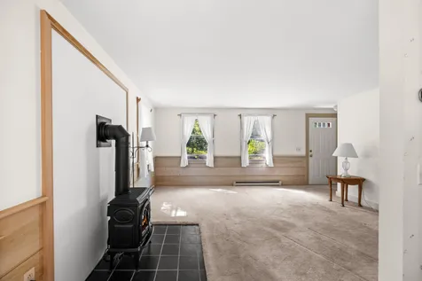 52 Oak Knoll Road West Tisbury MA 02575