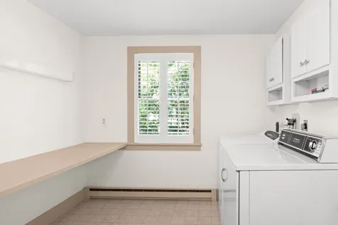 52 Oak Knoll Road West Tisbury MA 02575
