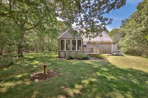 52 Oak Knoll Road West Tisbury MA 02575