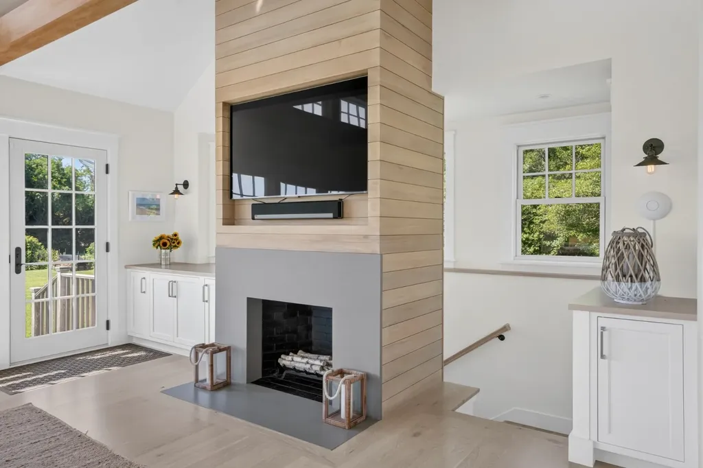 128 West Tisbury Road Edgartown MA 02539
