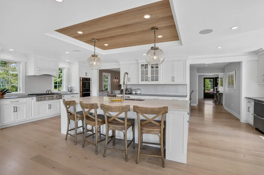 128 West Tisbury Road Edgartown MA 02539