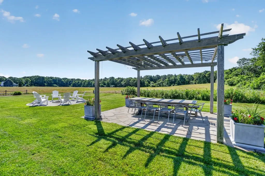 128 West Tisbury Road Edgartown MA 02539