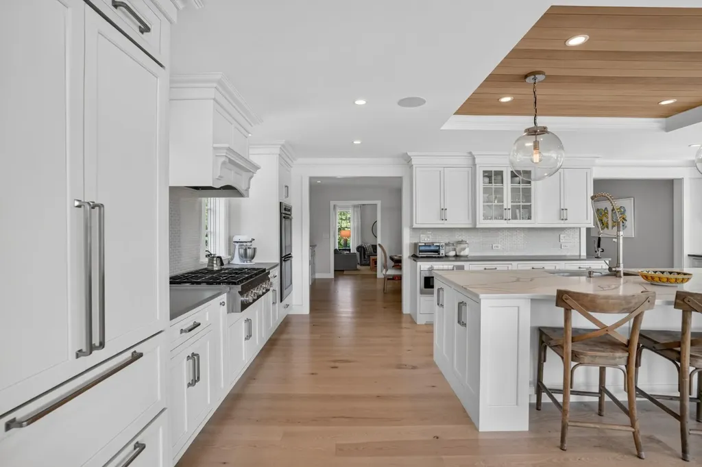 128 West Tisbury Road Edgartown MA 02539