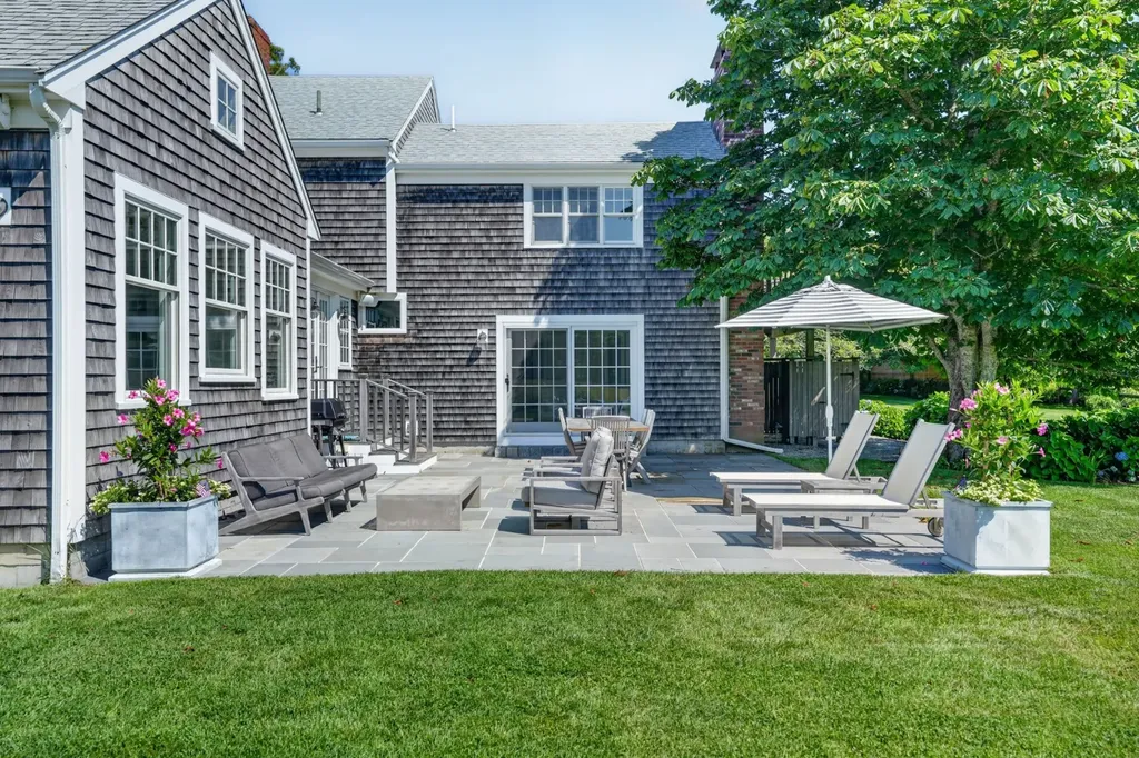 128 West Tisbury Road Edgartown MA 02539