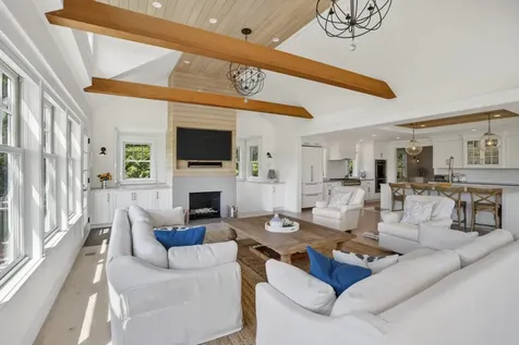 128 West Tisbury Road Edgartown MA 02539
