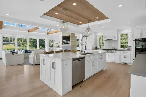 128 West Tisbury Road Edgartown MA 02539