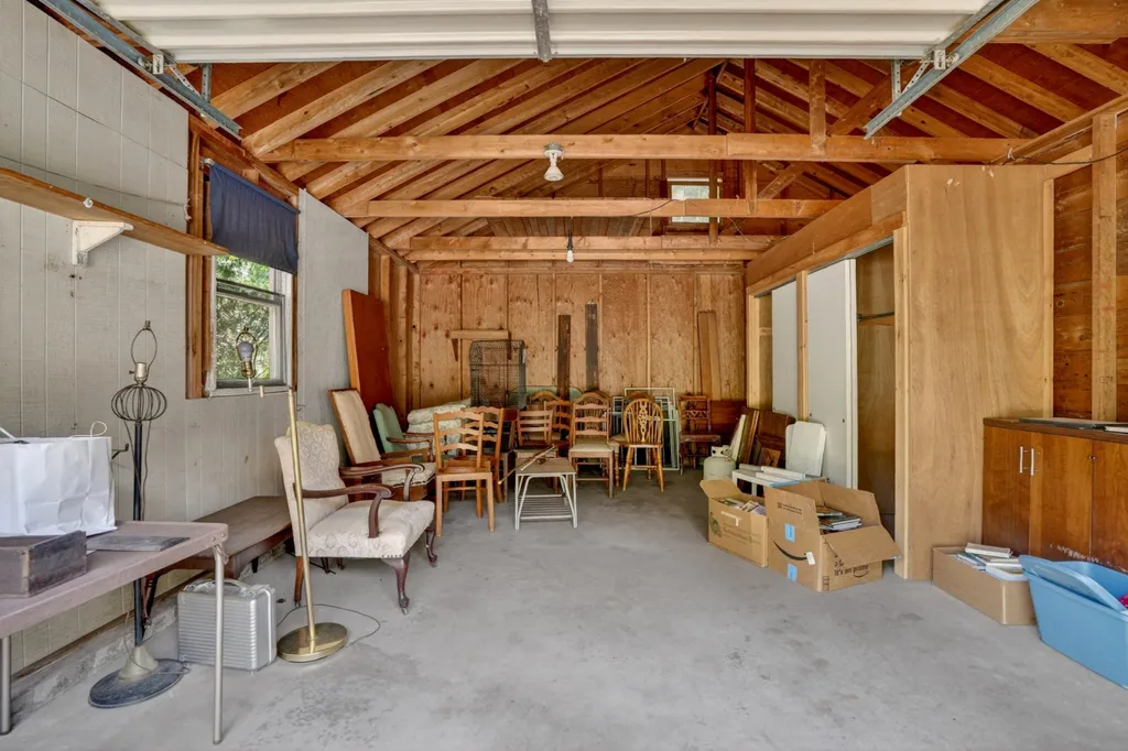 132 South Road Chilmark MA 02535