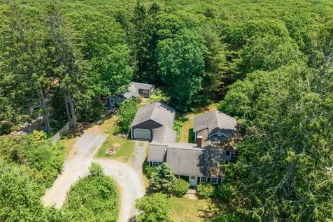132 South Road Chilmark MA 02535