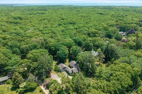 132 South Road Chilmark MA 02535