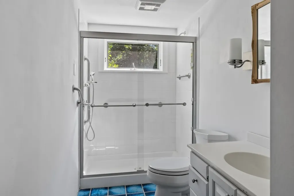 150 Field View Lane West Tisbury MA 02575