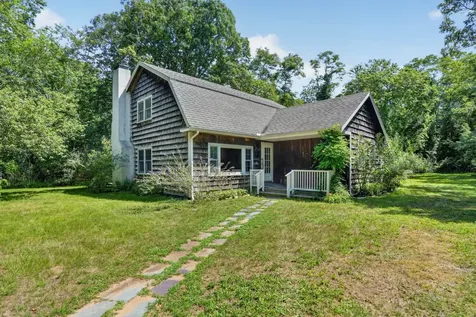 150 Field View Lane West Tisbury MA 02575