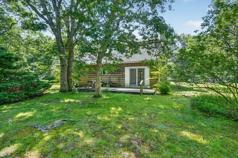 150 Field View Lane West Tisbury MA 02575