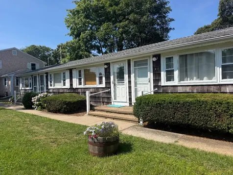 124 Skiff Avenue Vineyard Haven MA 02568