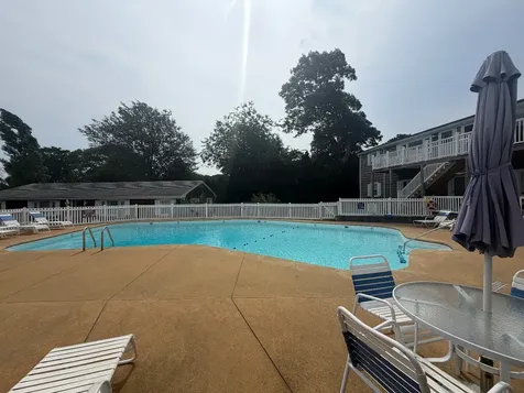 124 Skiff Avenue Vineyard Haven MA 02568