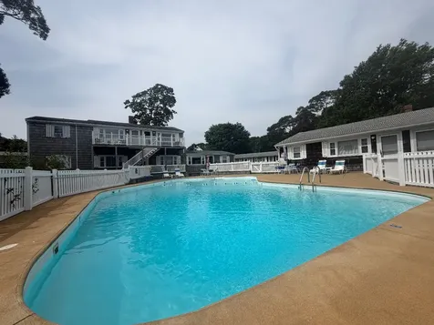 124 Skiff Avenue Vineyard Haven MA 02568