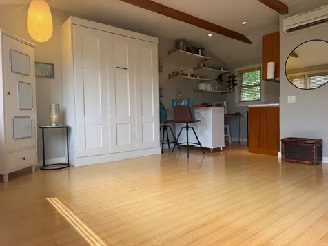 124 Skiff Avenue Vineyard Haven MA 02568