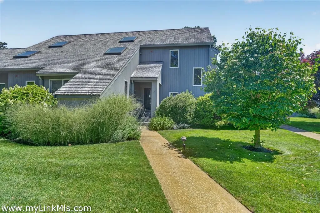 40 Hidden Cove Road Oak Bluffs MA 02557