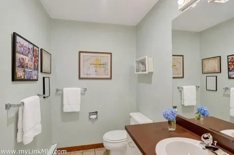 40 Hidden Cove Road Oak Bluffs MA 02557