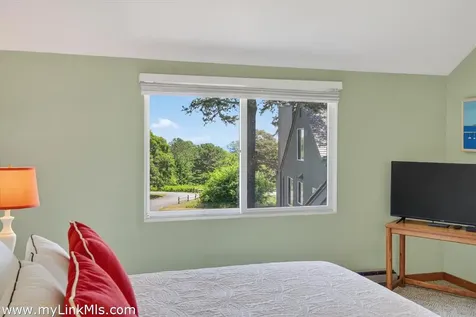 40 Hidden Cove Road Oak Bluffs MA 02557